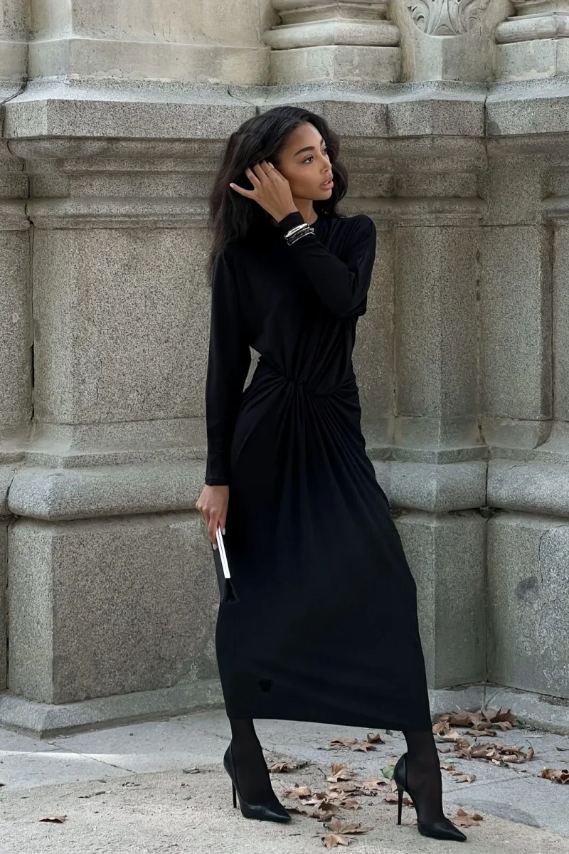 VESTIDO COMPRIDO PRETO DRAPEADO - Image 4
