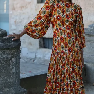 VESTIDO LARANJA COMPRIDO COM ESTAMPADO FLORAL