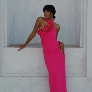 VESTIDO COMPRIDO FÚCSIA COM FLOR
