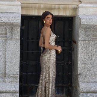 VESTIDO DOURADO EM LANTEJOULAS