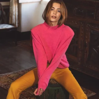 CAMISOLA ROSA DE MALHA COM OMBREIRAS