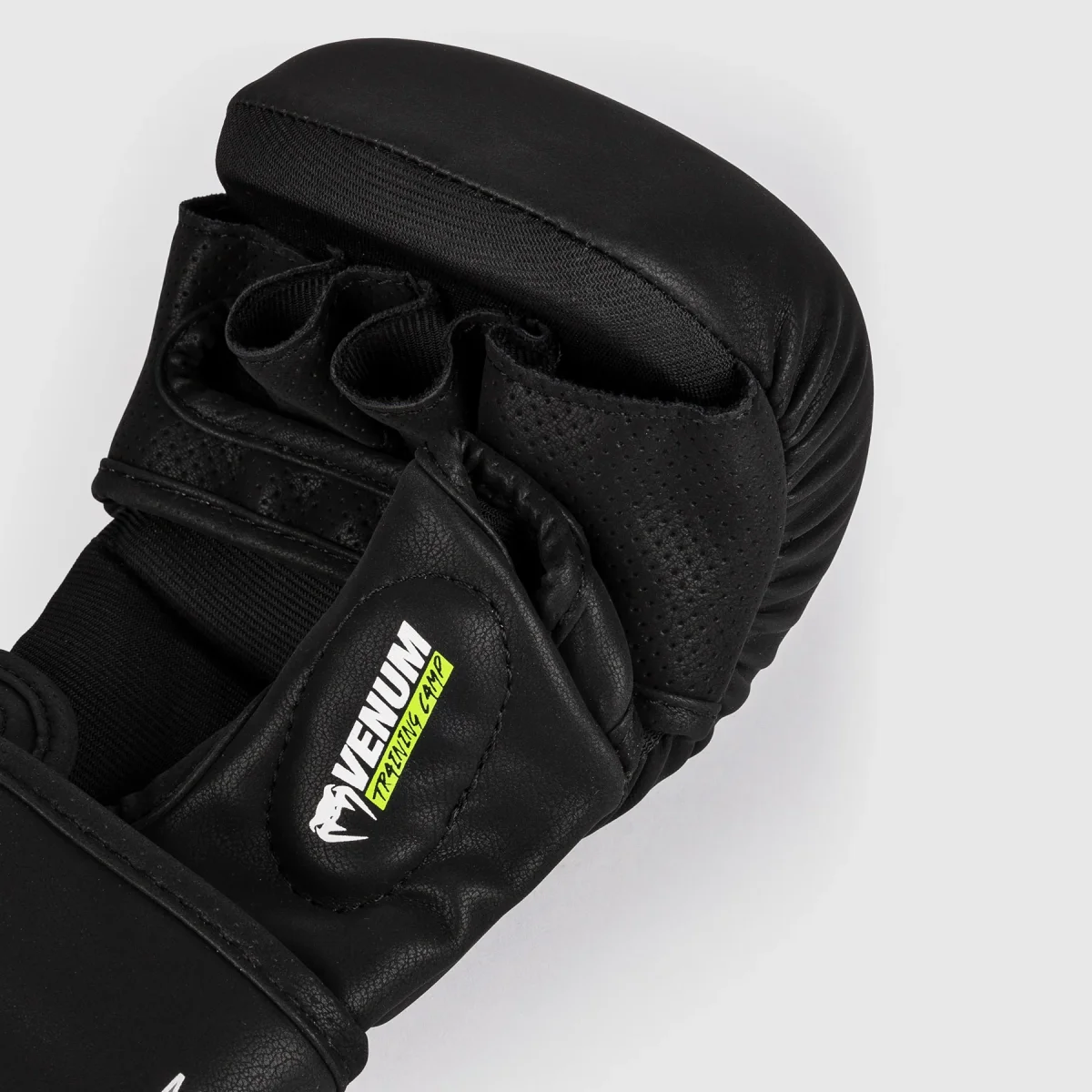 Luvas MMA 7 Oz Venum Training Camp 4.0 sparring - Image 5