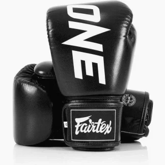 Luvas de Muay Thai Fairtex ONE Preto