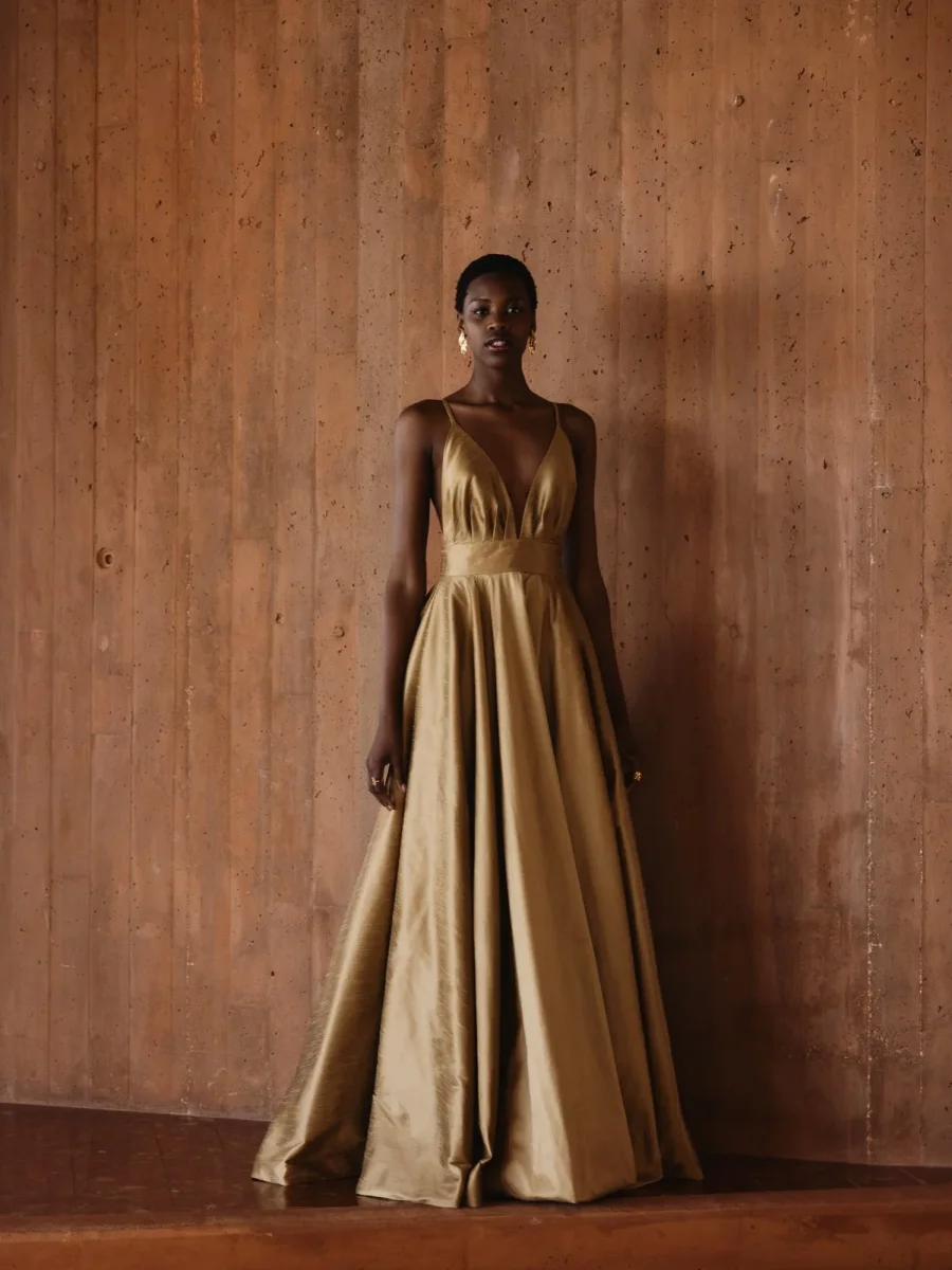 VESTIDO DOURADO PRINCESA - Image 4