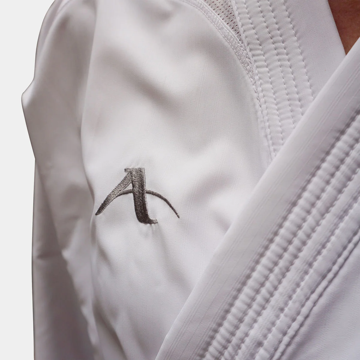 Fato karate Arawaza Kumite Deluxe Evo WKF bordado branco - Image 6
