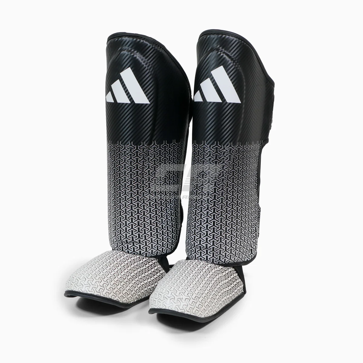 Caneleiras com para-pé Adidas Pro Kickboxing WAKO Preto-branco