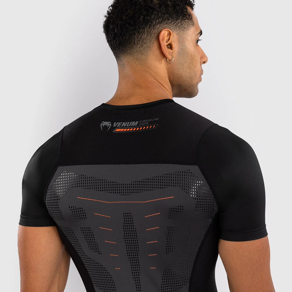 Rashguard Venum Technical 3.0 mangas curtas Grafite - Image 6