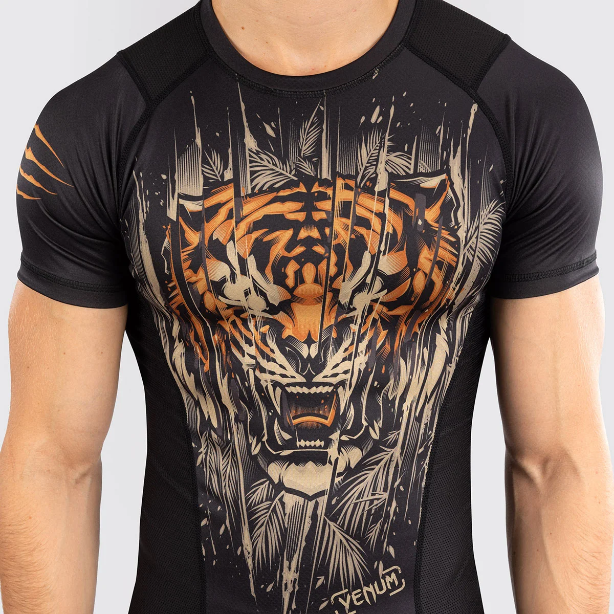 Rashguard Venum Tiger mangas curtas Preto - Image 6