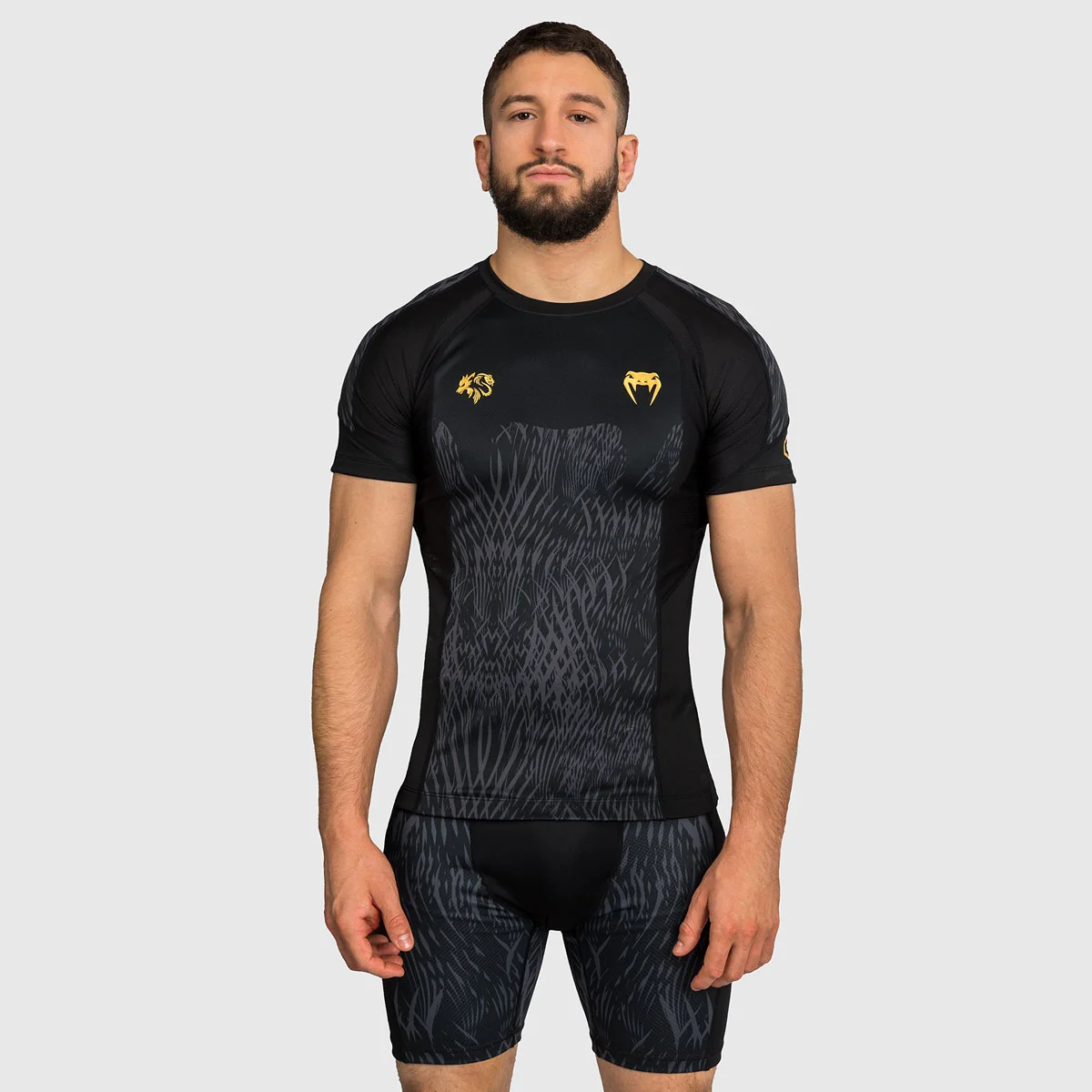 Rashguard Venum x Chimaev Wild Borz mangas curtas Preto