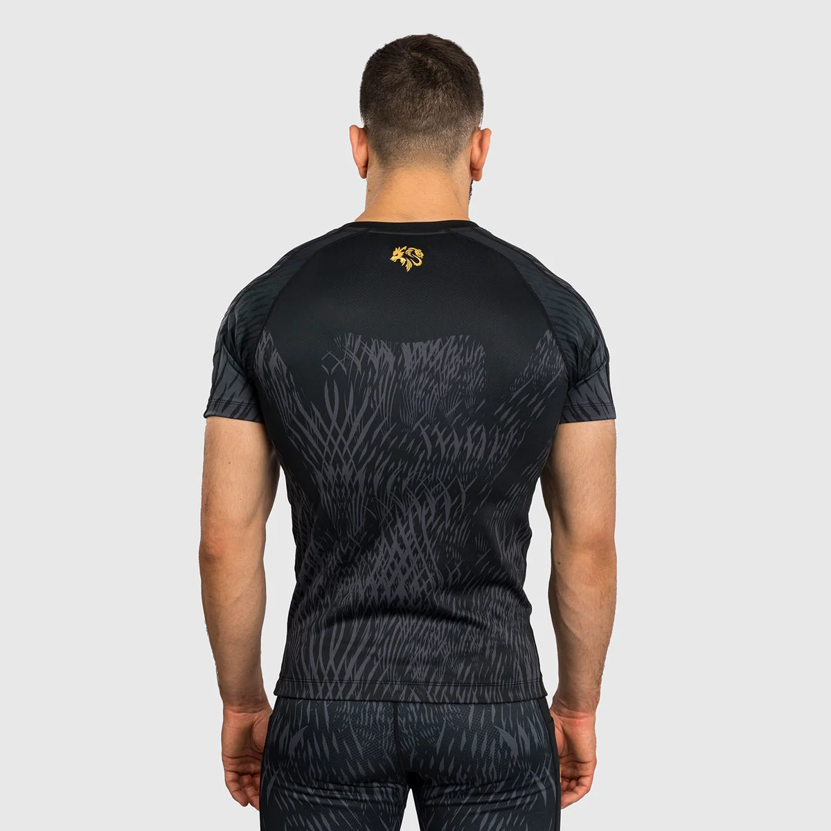 Rashguard Venum x Chimaev Wild Borz mangas curtas Preto - Image 4
