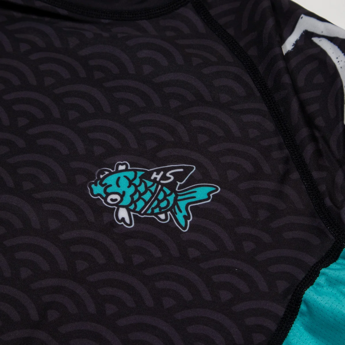 Rashguard Half Sumo Koi - Image 5