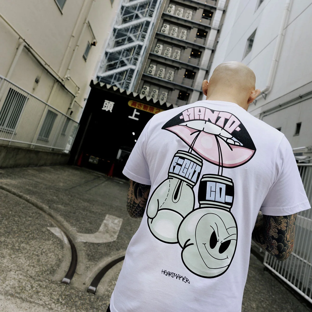T-shirt Manto x KTOF Gloves Branco - Image 6