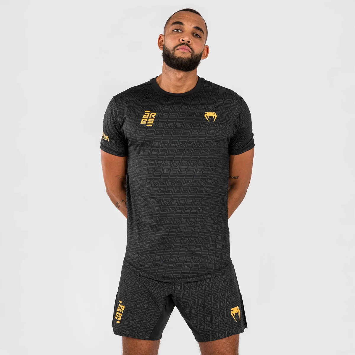 T-shirt Venum X Ares 2.0 Dry Tech Preto-ouro - Image 2