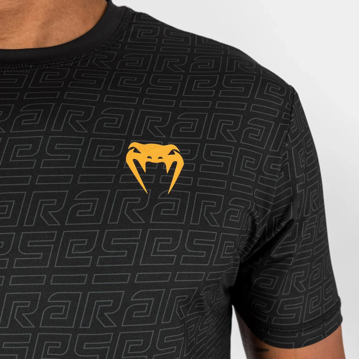 T-shirt Venum X Ares 2.0 Dry Tech Preto-ouro - Image 7